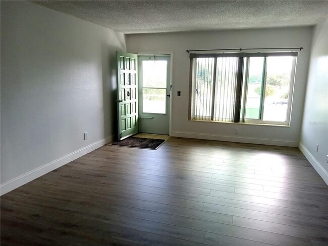 Photo - 2359 Finlandia Ln Unit 65