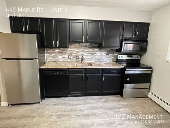 Building Photo - 649 W Maple Rd Unit 7 Rental