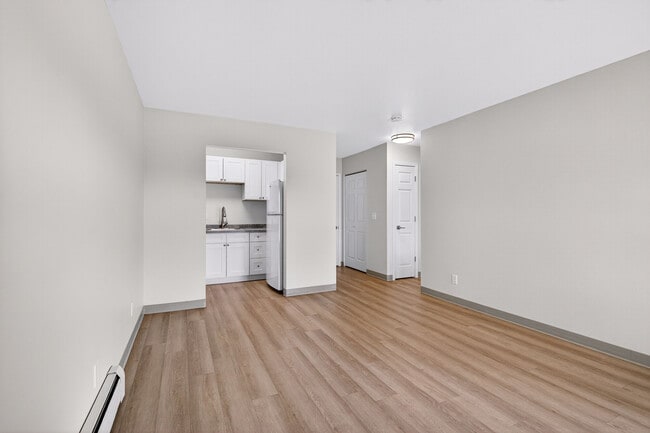 Photo - 96 East Apartments