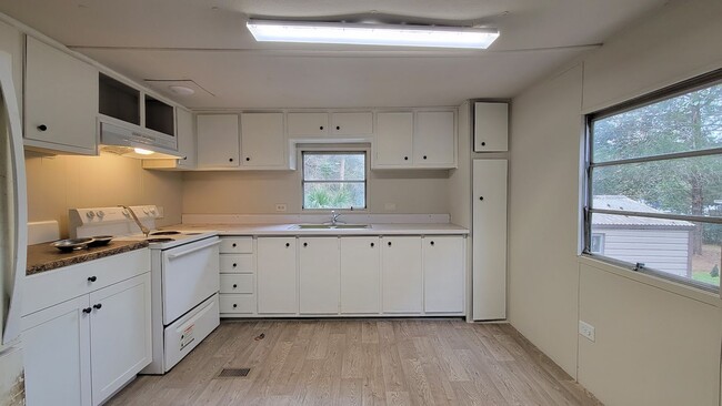 Photo - 5325 SE 32nd Ct