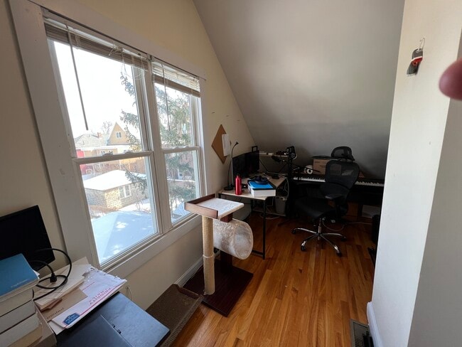 Photo - 79 Capen St Unit 2