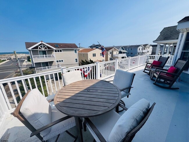 Photo - 404 50th St Unit 2