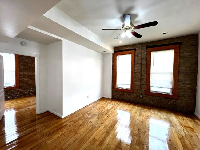 Photo - 2008 S Pulaski Rd Unidad 2F