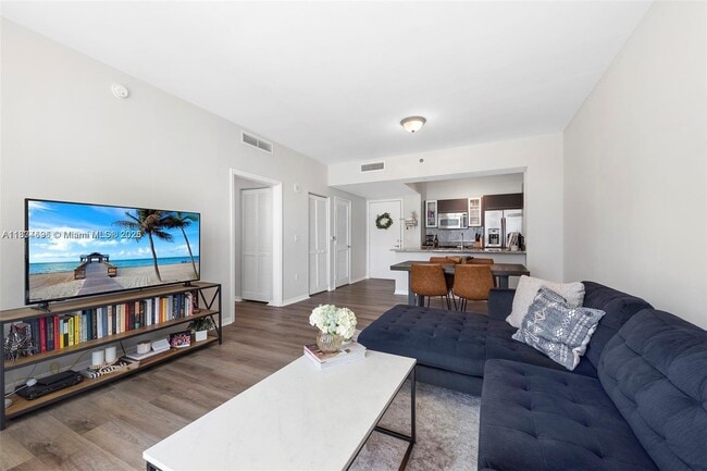 Photo - 951 Brickell Ave Unidad 1903 Rental