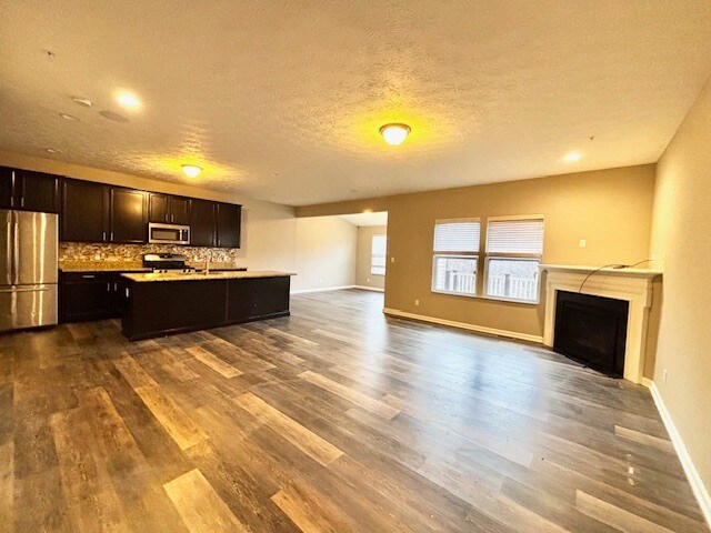 Photo - 6469 Lindsey Ln