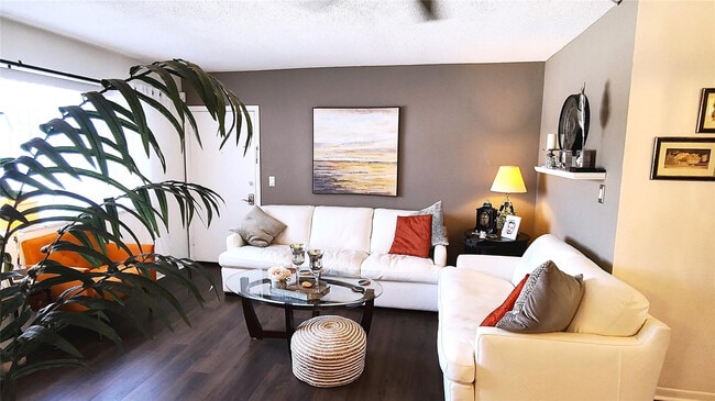 Photo - 412 S Cypress Rd Unit 222