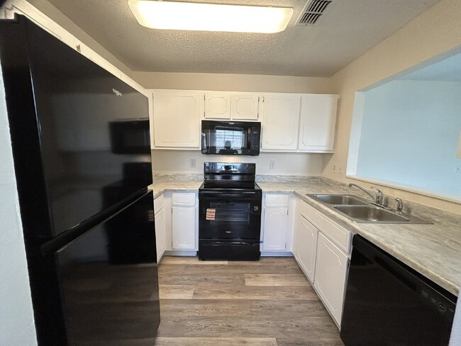 Photo - Condo for Rent Unit 123