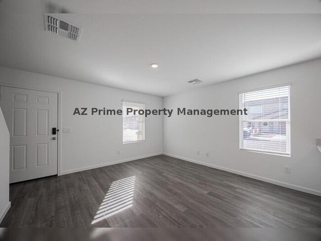 Photo - 334 Paseo Xing Ln