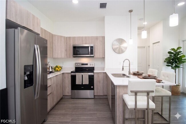 Photo - 9004 Justice Cir