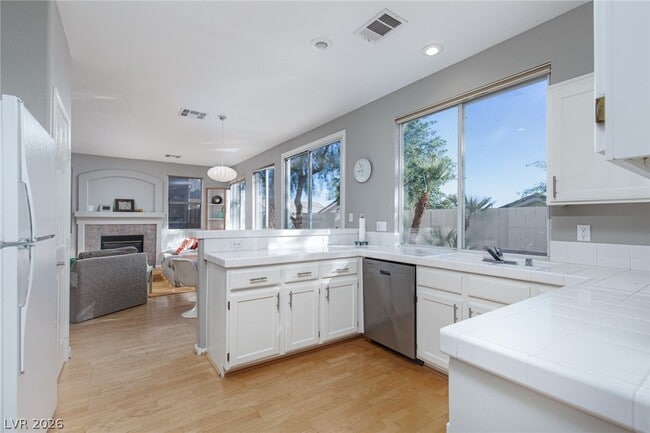 Photo - 256 Horizon Pointe Cir