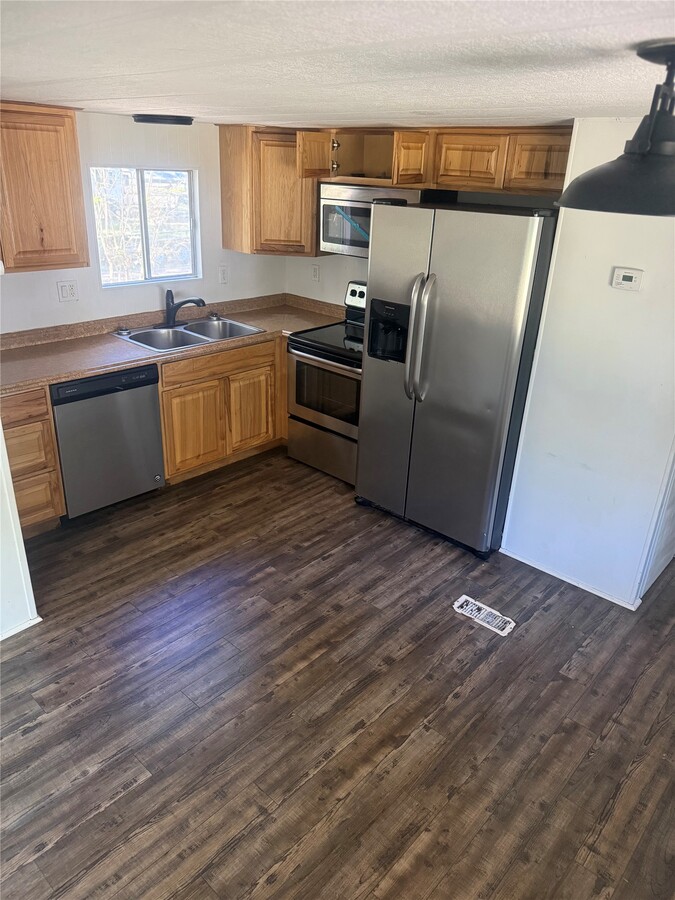 Photo - 933 S Pine Lake Rd