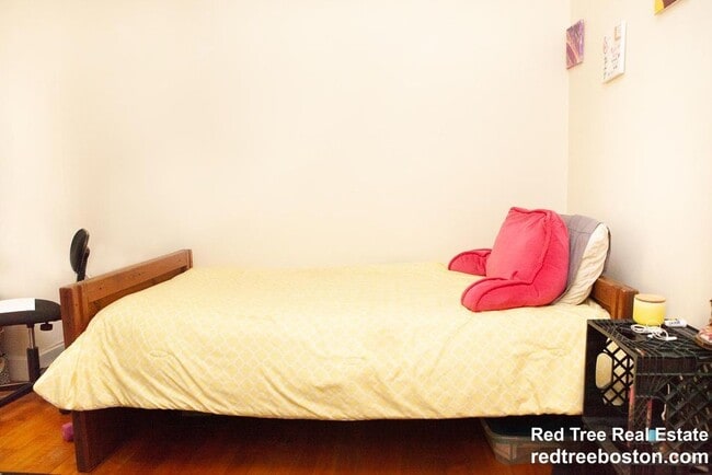 Photo - 1743 Commonwealth Ave Unit 1