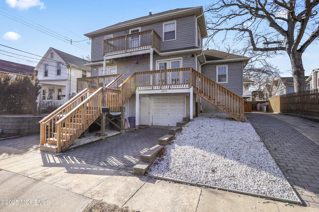 Photo - 607 Madison Ave Townhome