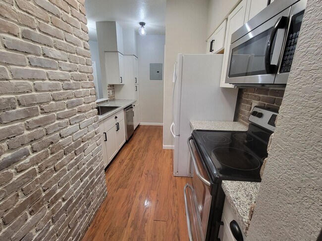 Photo - Fabulous Remodeled 2 bedroom , 2 bath Remodeled Condo in Country Club Greens