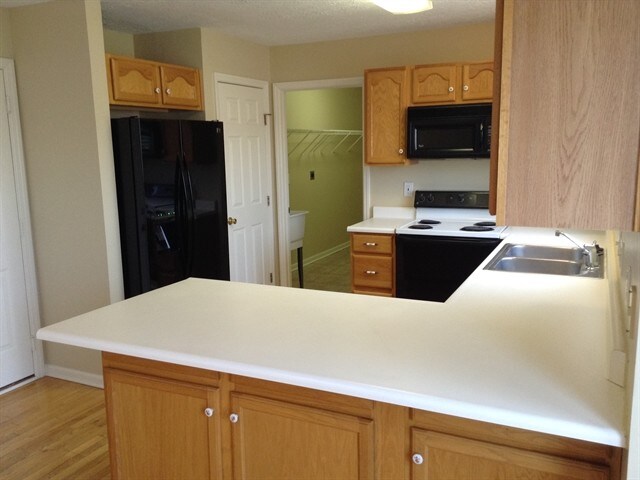 Photo - 1700 Westport Dr