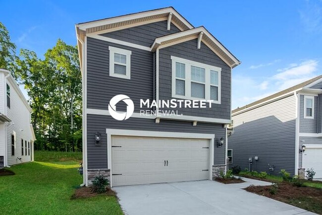 Photo - 3 Bedroom Pet-Friendly Home in Charlotte, ...
