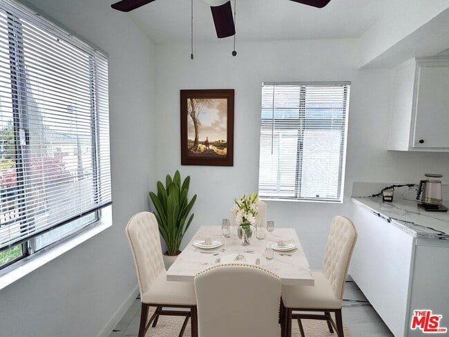 Photo - 1630 W 104th St Unit A