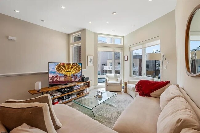 Photo - 117 S Little Rock Ave