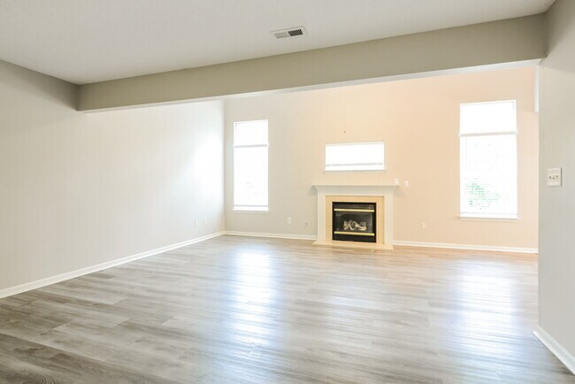 Photo - 5904 Minden Dr