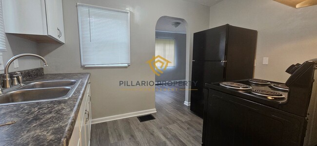 Photo - 3527 N Chester Ave