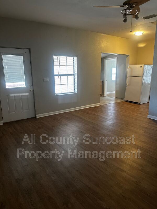 Photo - 480 S Jefferson St Unidad 4