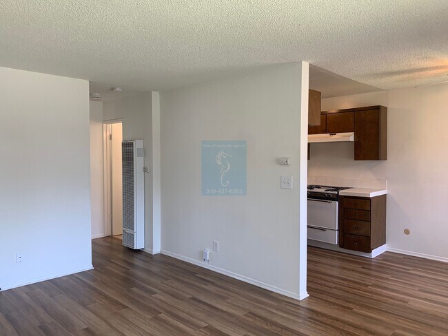 Photo - 25247 Bigelow Rd Unit 2