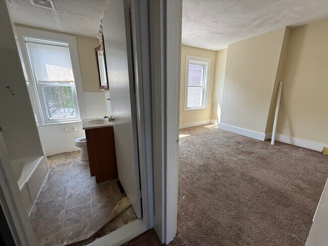 Photo - 5 Islington Ter Unit 2