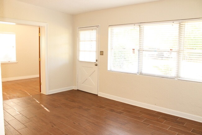 Photo - Adorable Mid Century Modern Bungalow in Winter Park!