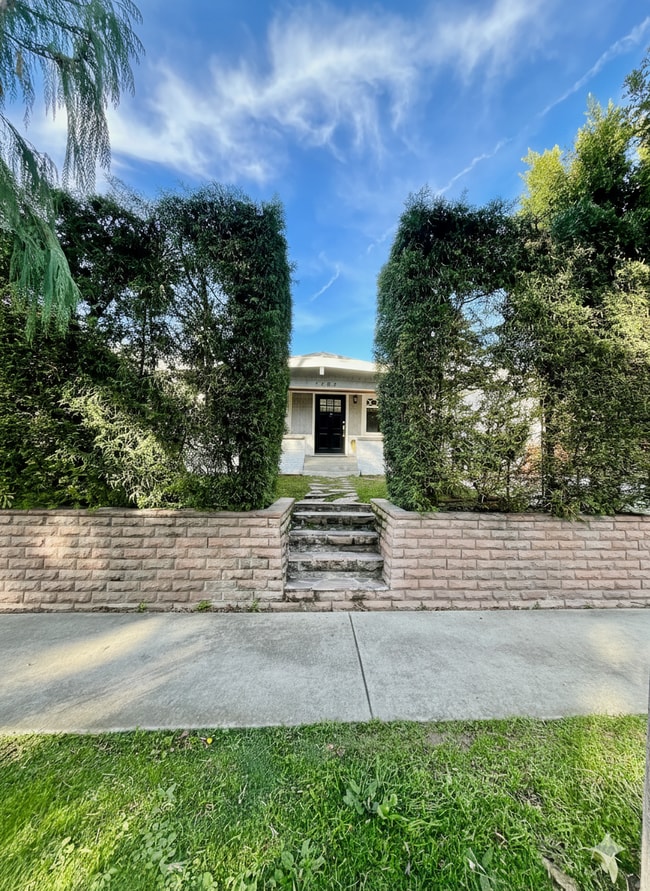 Building Photo - 7725 Norton Ave