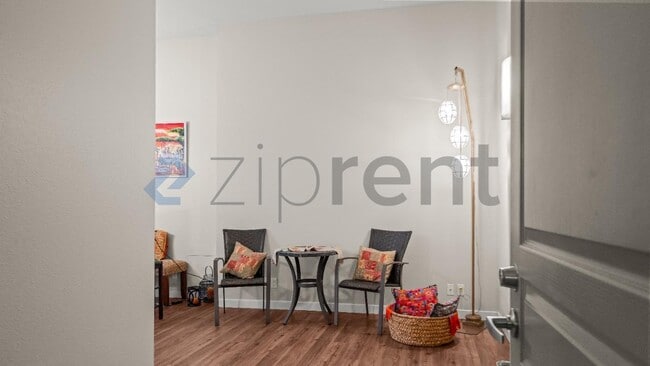 Photo - Unit 114