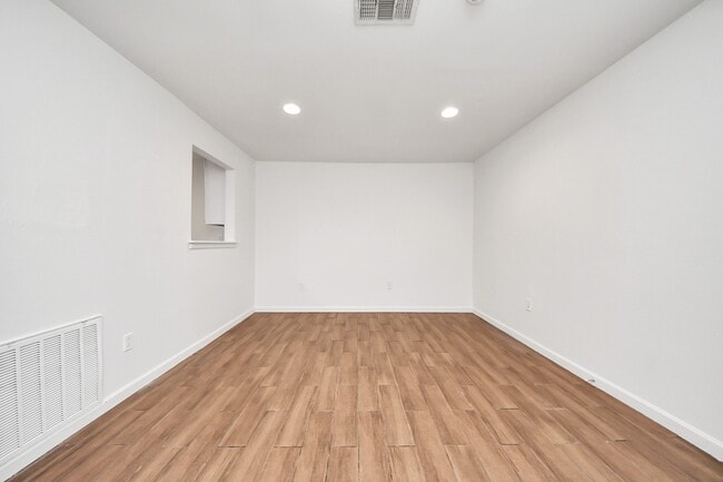 Photo - 12068 Beechnut St Unit C
