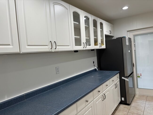 Photo - 8903 Victoria Rd