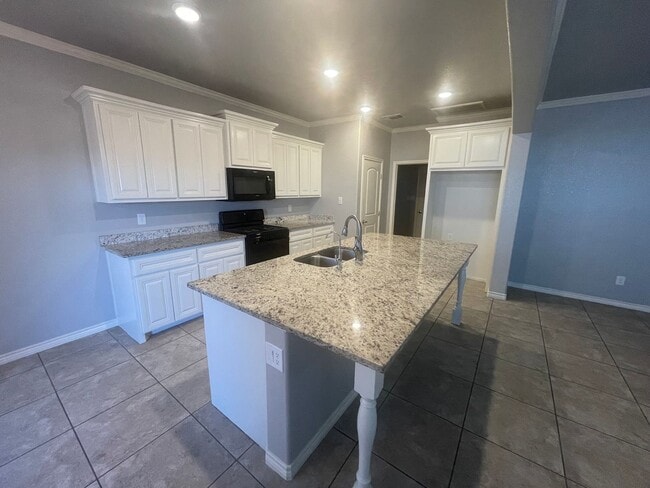 Photo - Beautiful Family Home – Perfect for Gatherings!