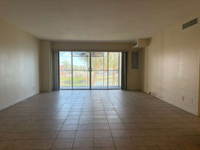 Photo - 10355 Paradise Blvd Unit P649 - 10355 Paradise Blvd #109