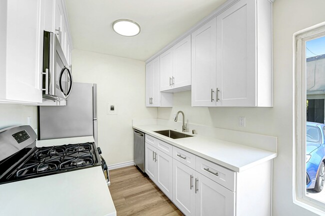 Photo - 1010 Pico Blvd Unit 5