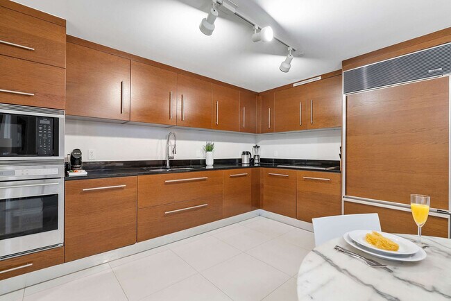 Photo - 485 Brickell Ave Unit ID1240493P