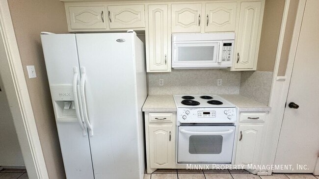 Photo - 7820 Vernon Ave