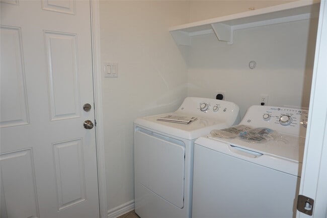 Photo - 11652 Vistawood St