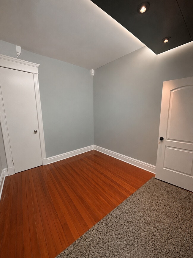 Photo - 2800 N Pine Grove Ave Unit 5A