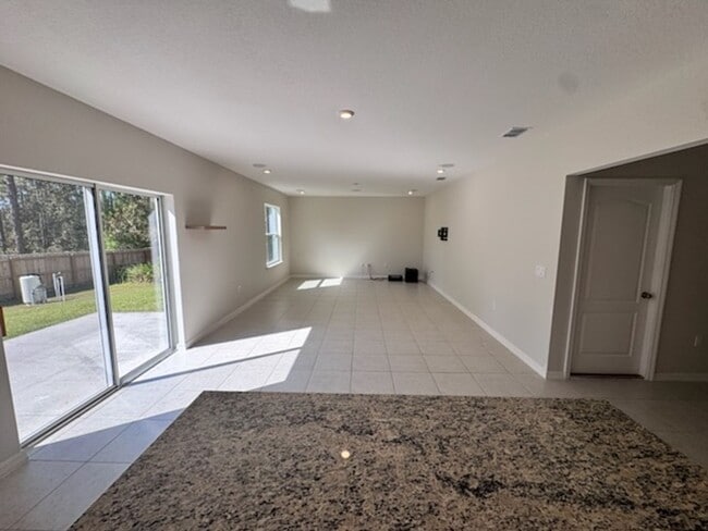 Photo - Beautiful 5 bedroom 3 bath home for rent