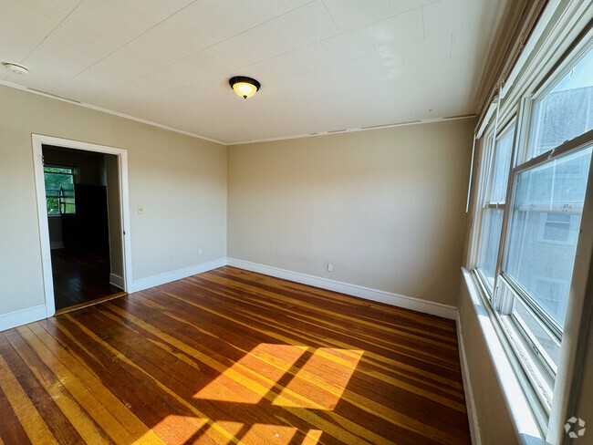 Building Photo - 45 Slater St Unit 2S Rental