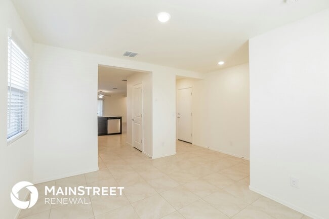 Photo - 25460 W Mahoney Ave