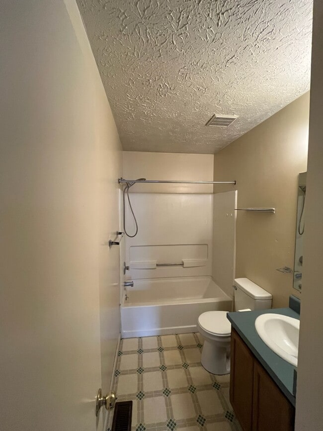 Photo - 4864 National Rd Unit 1C