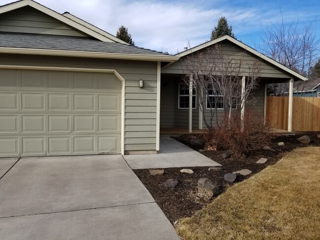 Photo - Single level home close to Old Mill & Blakely Park