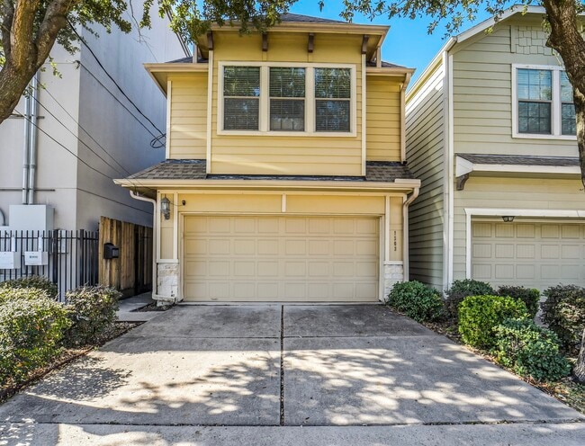 Building Photo - 1303 Dorothy St