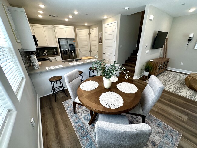 Photo - 905 Madonna Rd Unit 7