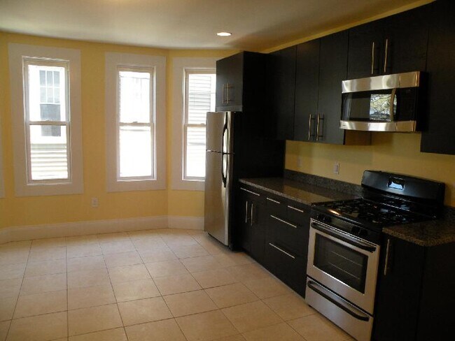 Photo - 3149 Washington St Unit 1