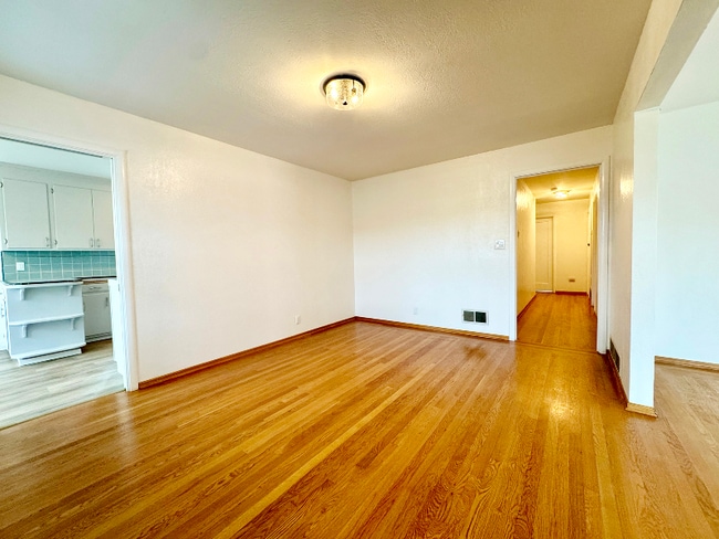 Photo - 153 Edgemont Ave