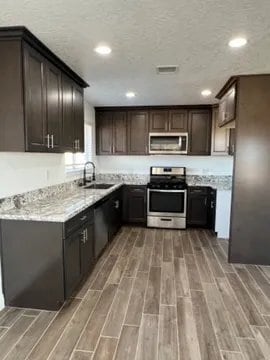 Photo - 8788 Oakwood Ave