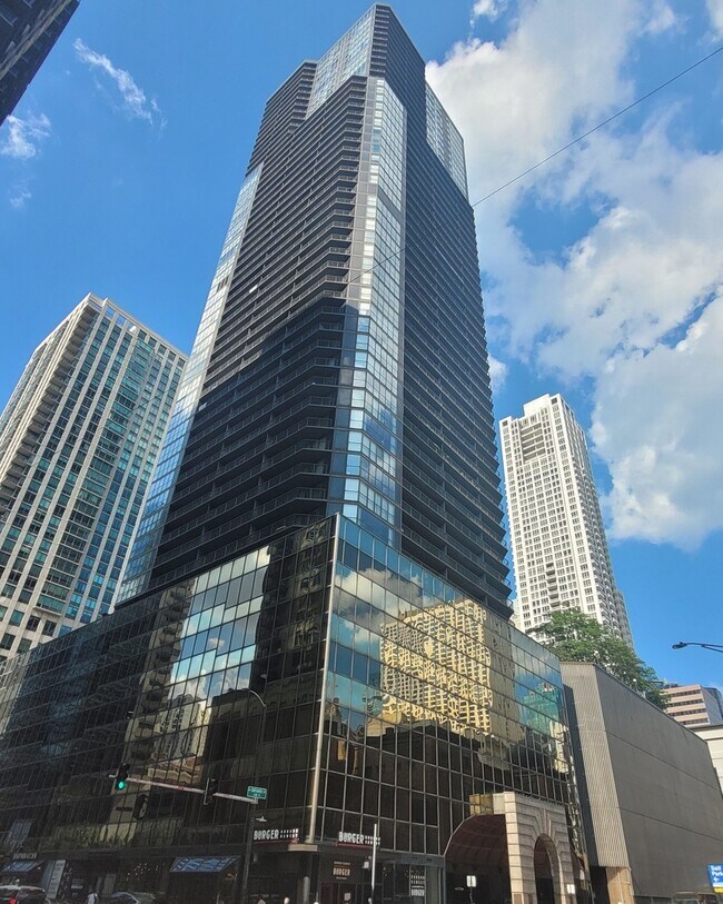 Photo - 10 E Ontario St Condo Unit 3311